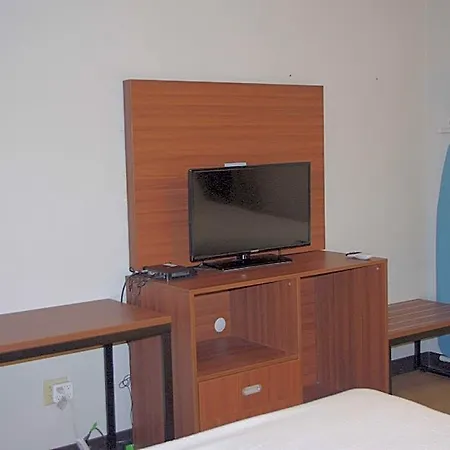 Days Inn By Wyndham El Paso