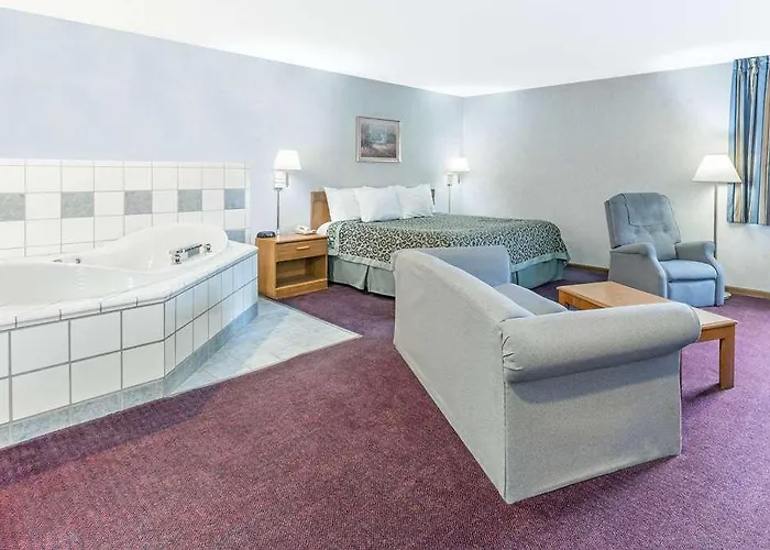 Days By Wyndham Hotel El Paso