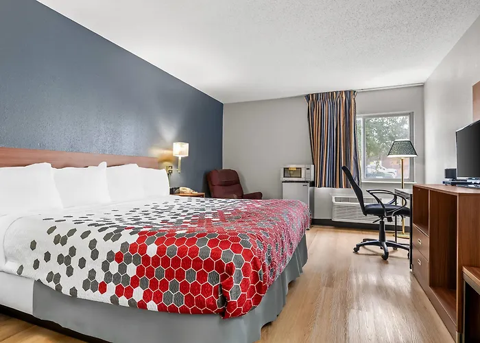 Days By Wyndham Lodge El Paso
