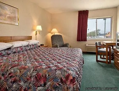 Days By Wyndham Hotel 2*